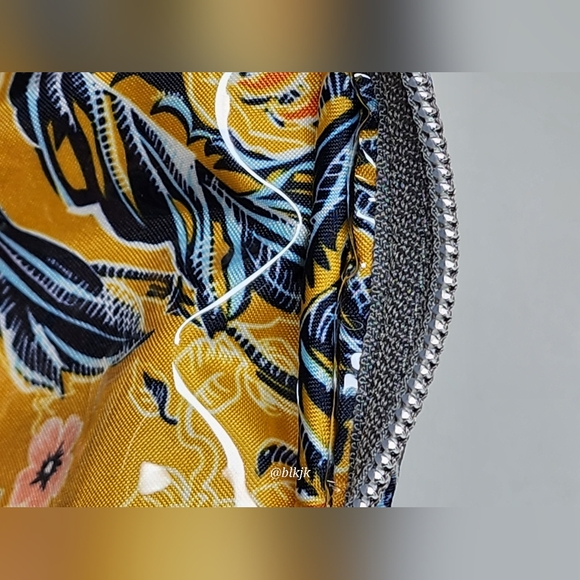 Vera Bradley Cosmetic Bag And  Zip ID Case *Grey/Citron* NWT - Picture 9 of 14